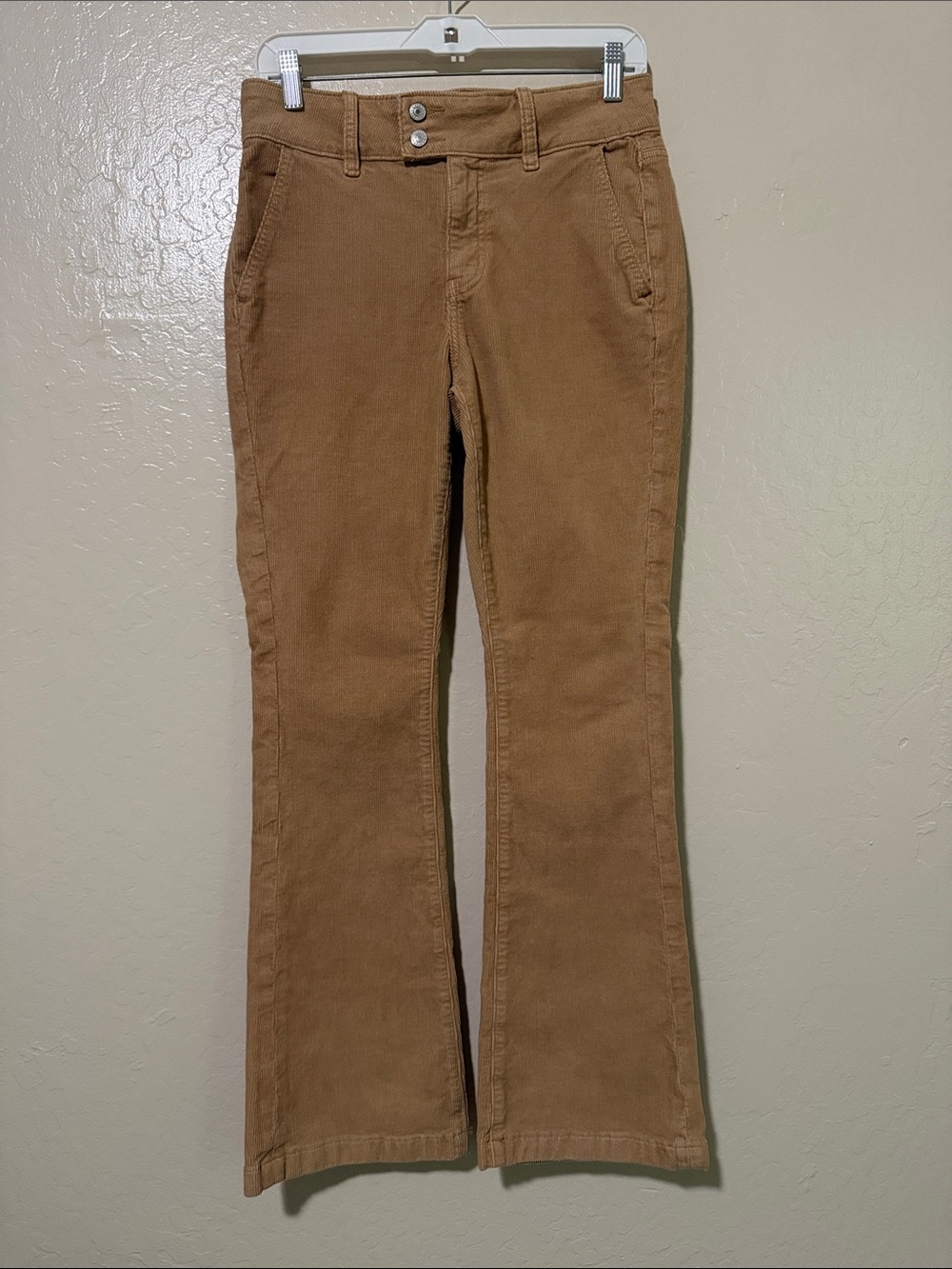 American Eagle Outfitters Tan Stretch High Rise Kick Boot Corduroy Pants 4 Short